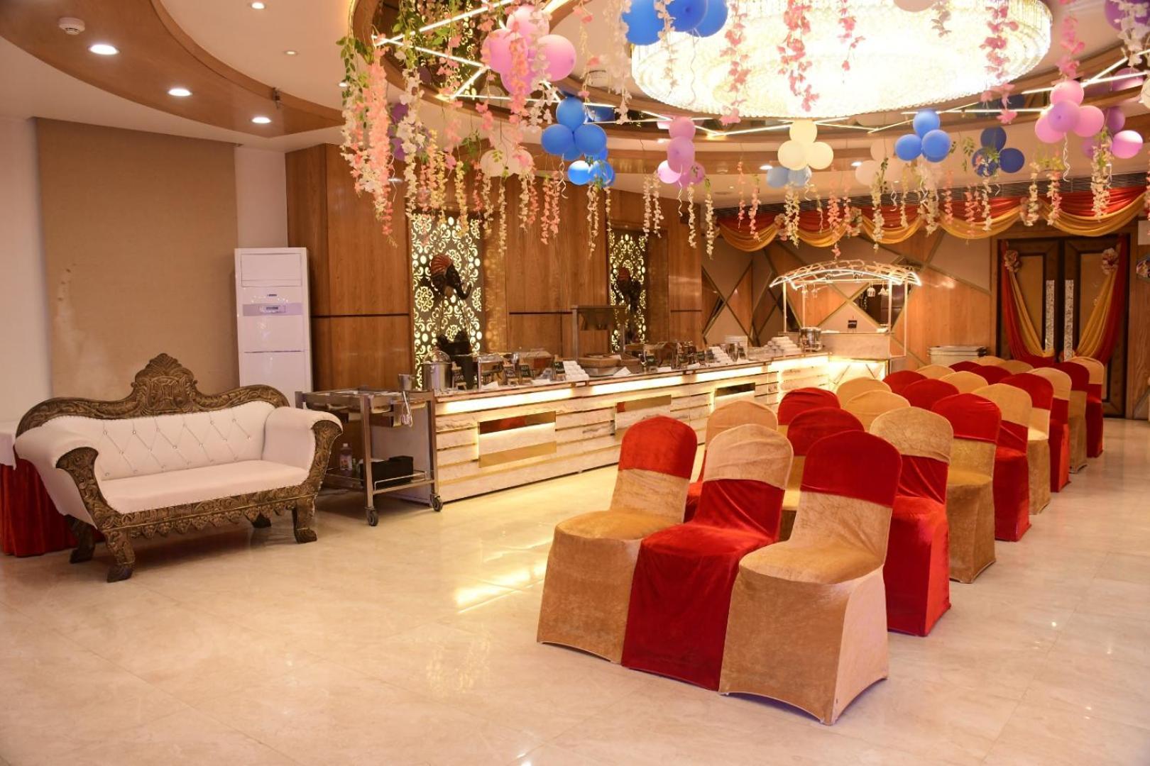 Hotel Gurveer Royal Lucknow Extérieur photo