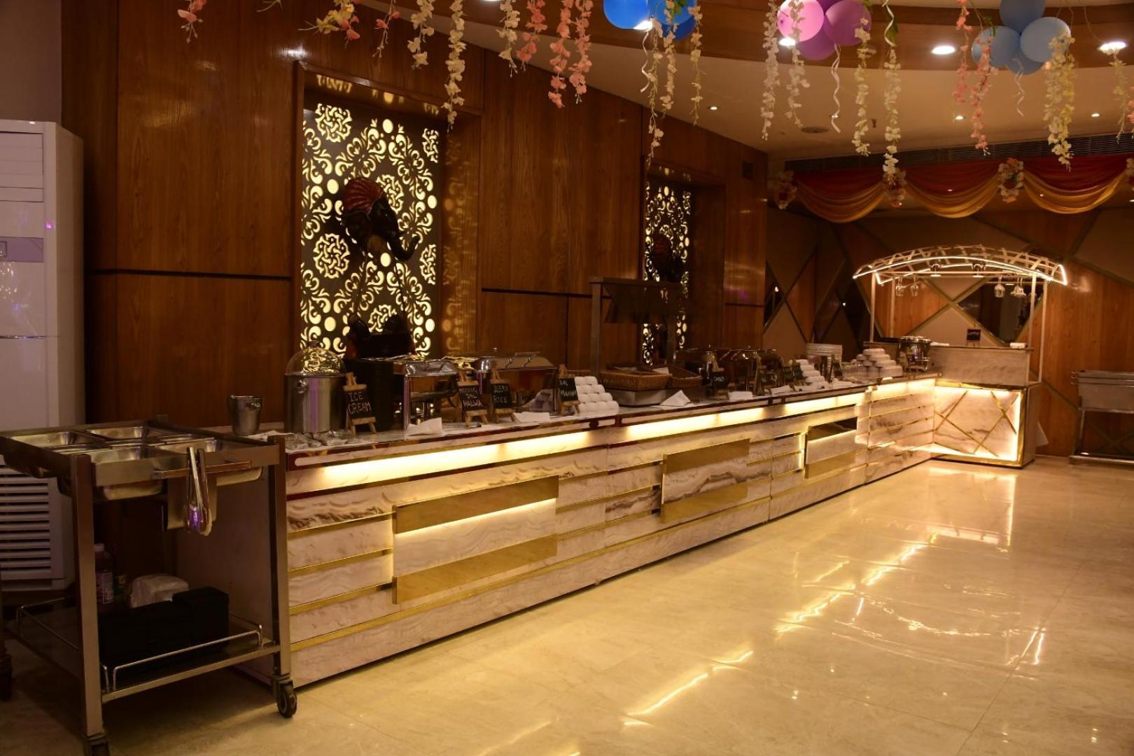 Hotel Gurveer Royal Lucknow Extérieur photo