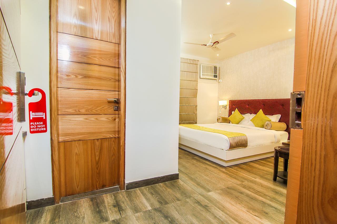Hotel Gurveer Royal Lucknow Extérieur photo