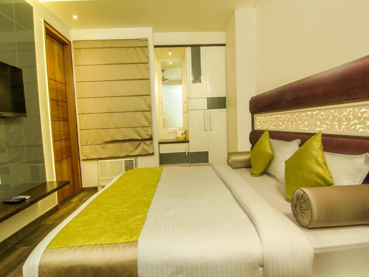 Hotel Gurveer Royal Lucknow Extérieur photo
