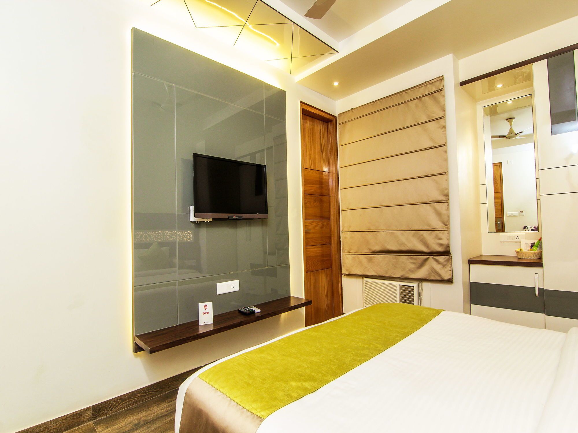 Hotel Gurveer Royal Lucknow Extérieur photo